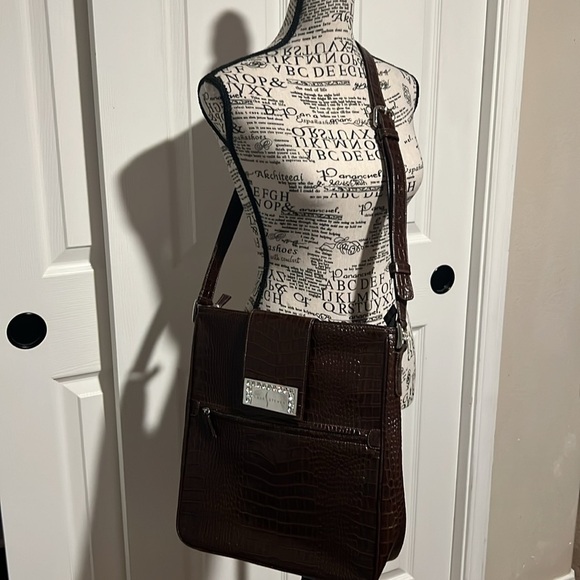 Luis Steven Leather Crocodile Pattern Crossbody - Picture 12 of 12